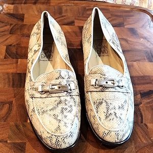 Joan & David too - Handnade in Italy loafers 10M